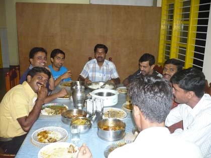 posledn veee otce Joye v Sujyothi